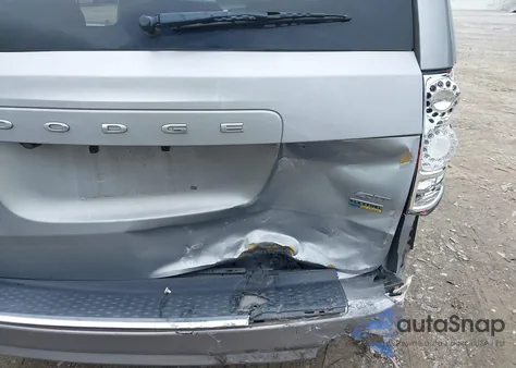 2019 Dodge Grand Caravan Gt from USA, damaged, VIN 2C4RDGEG6KR670400
